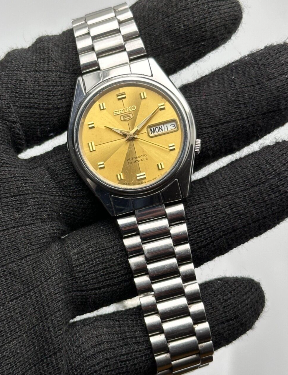 Vintage Seiko 5 Automatic 23 Jewels Day/Date 7S36-6080 Japan Vintage Seiko 5 Automatic 23 Jewels Day/Date 7S36-6080 Japan