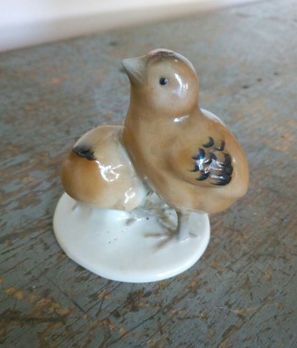 Vintage Antique Porcelain Chicks Chicken Bird Figurine Stamp G P