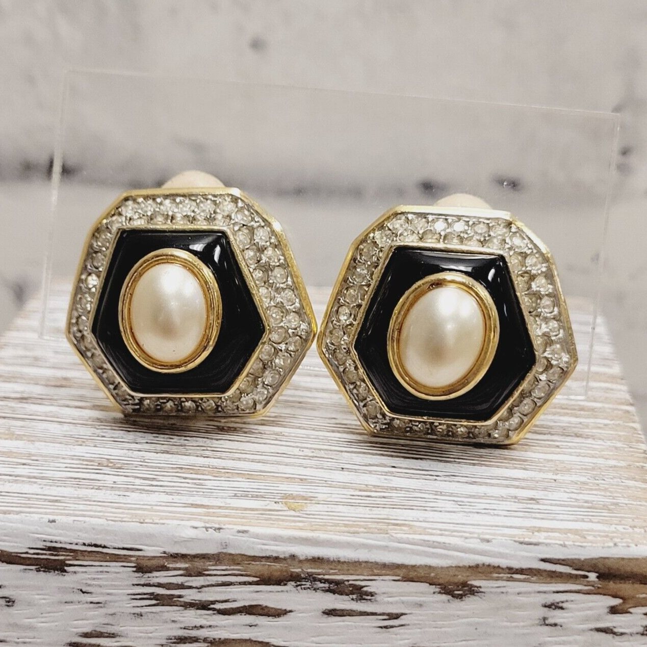 VINTAGE KENNETH JAY LANE KJL EARRINGS SIGNED BLACK PEARL