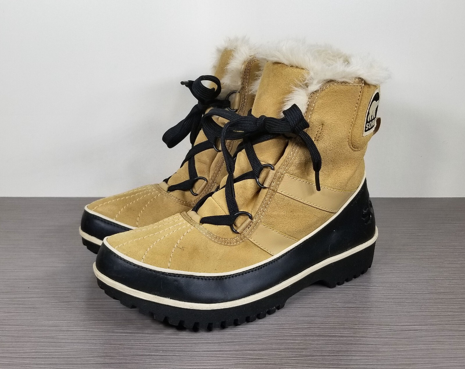 Sorel Tivoli II Waterproof Boot, Curry Suede, Womens Size 9 / 40