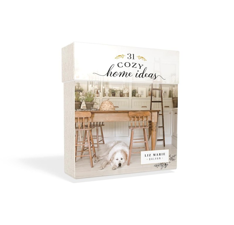 31 Cozy Home Ideas (Cozy White Cottage) [Cards] Galvan, Liz