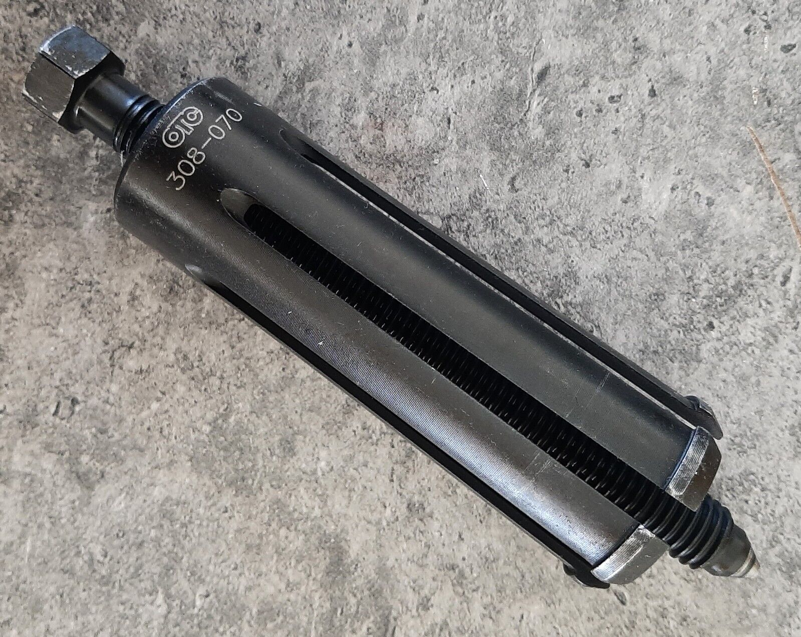 OTC 308-070 Transmission Extension Housing Bushing Remover