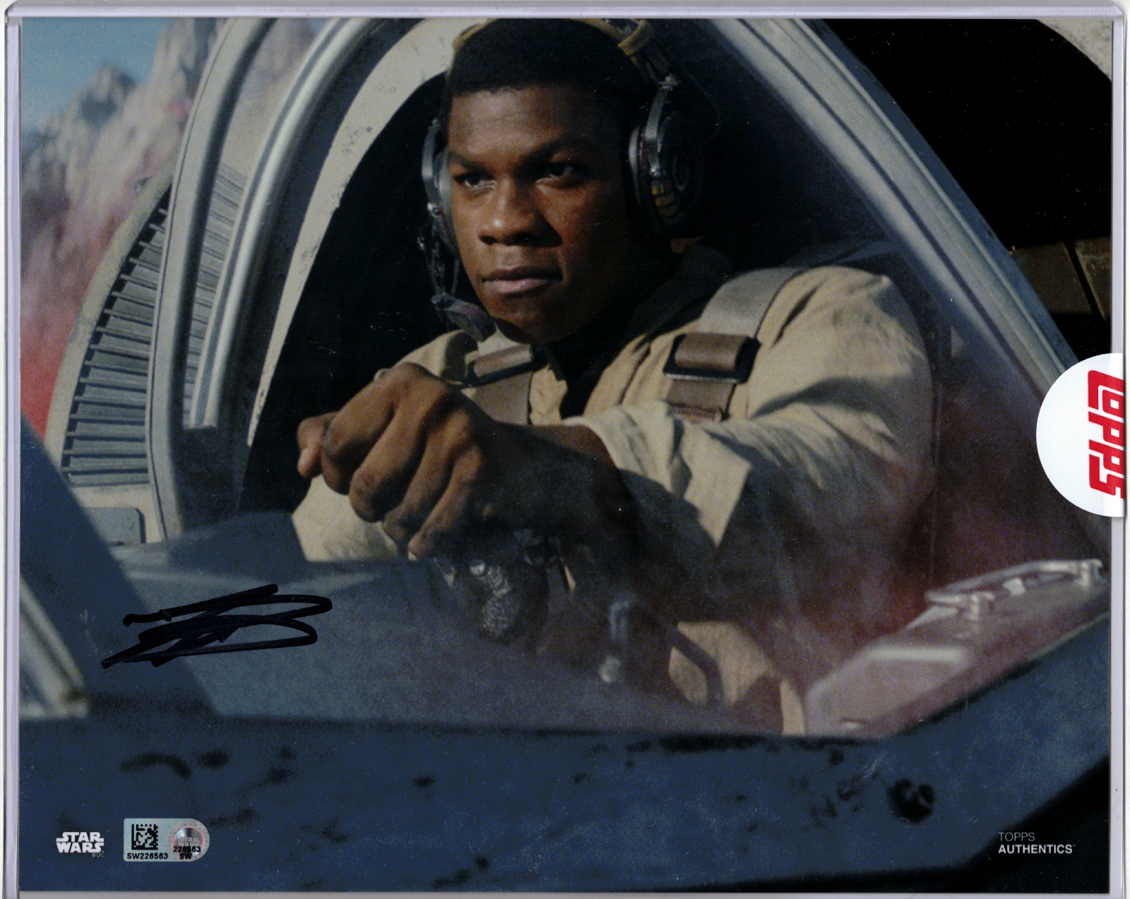 Topps StarWars Finn(ジョンボイエガ)直筆サイン /26 s-l400.jpg