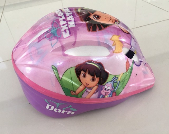 dora bike helmet