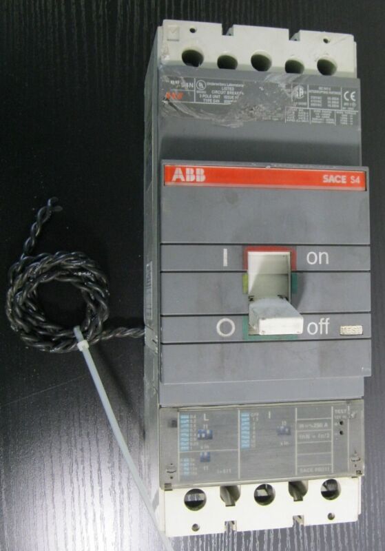 ABB SACE S4 L-4853 Circuit Breaker 250A 3P W/O Ends