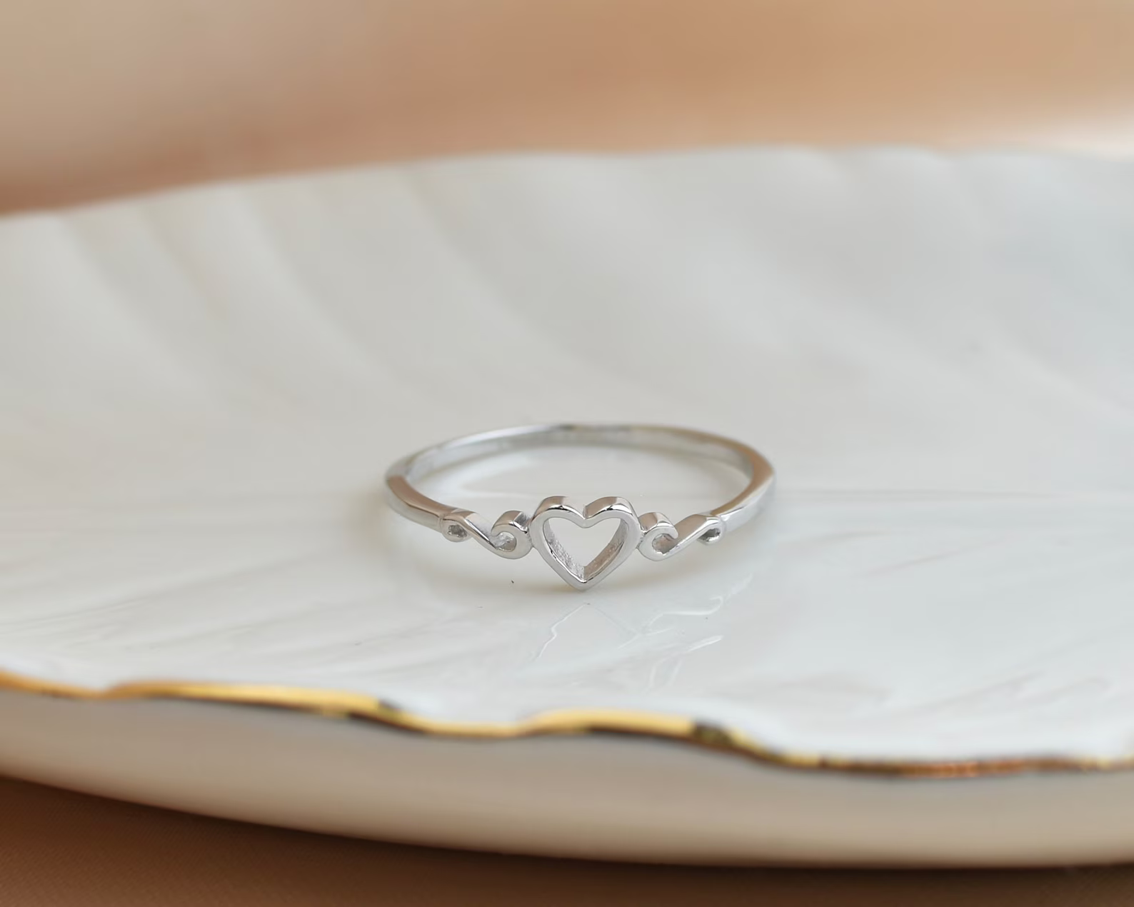 Pretty 925 Sterling Silver Heart Ring Handmade Boho Jewelry Pretty 925 Sterling Silver Heart Ring Handmade Boho Jewelry