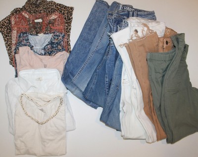 Women's HUGE LOT Good Hart by Matilda Jane Size Small 4 (16 Pieces!) Wardrobe