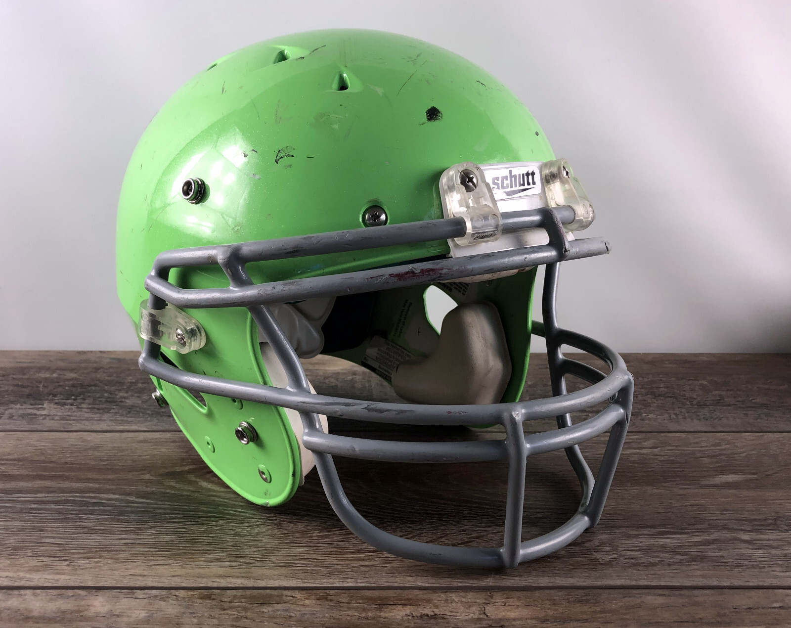 Schutt Football Helmet Model 798002 Recruit Hybrid - Green