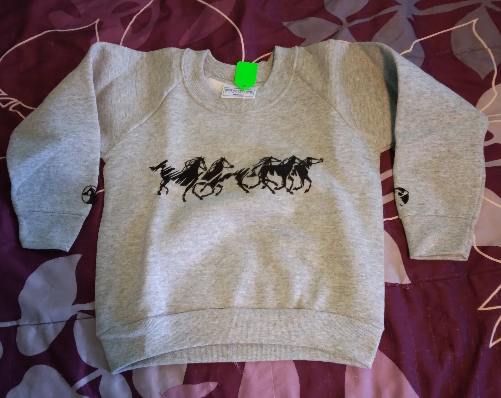[GRAVER]★FAST HORSE SWEATSHIRT XS 4-5 Sweatshirt Gray with Running Horses Fabric fiber