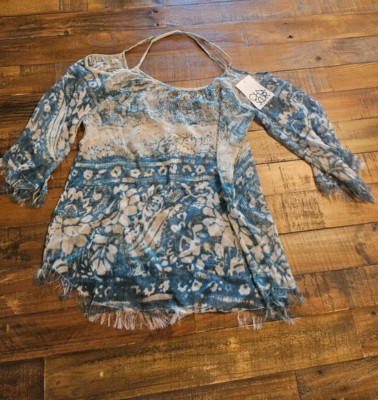 Chaser TOP for Women (Medium) NEW/NWT Cold Shoulder 3/4 SLEEVE Sheer FRINGE Boho