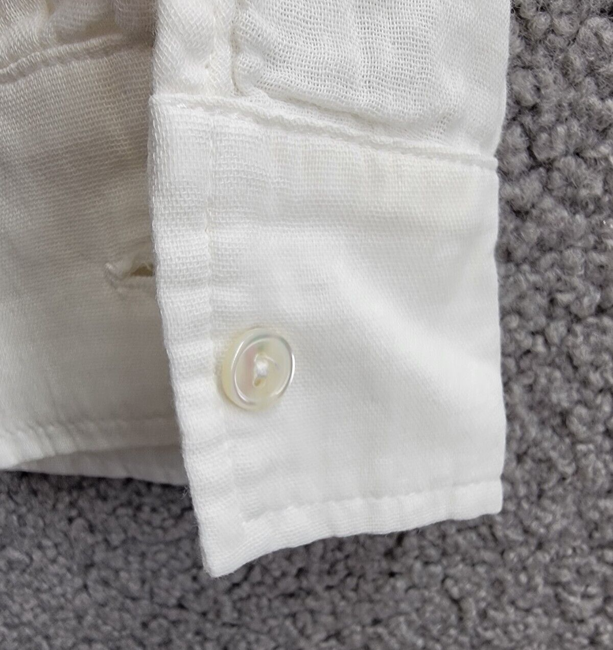 Velvet by Graham & Spencer Lana Shirt Women's M Ecru Patch Pocket Long Sleeve - Picture 11 of 19
