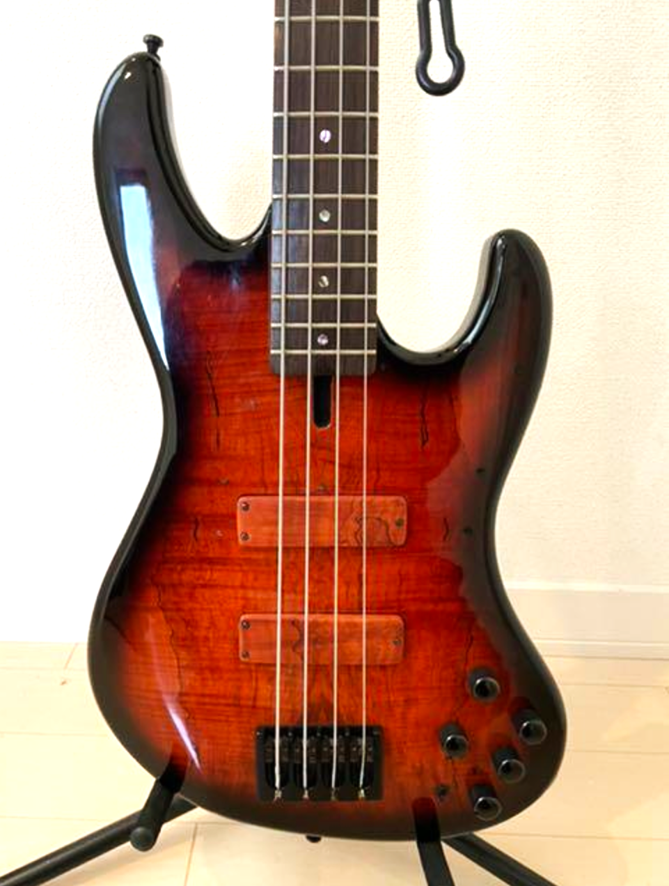 Bossa Tribute TUJB-4 Sunburst Custom Used Electric Bass Free Ship From  Japan M
