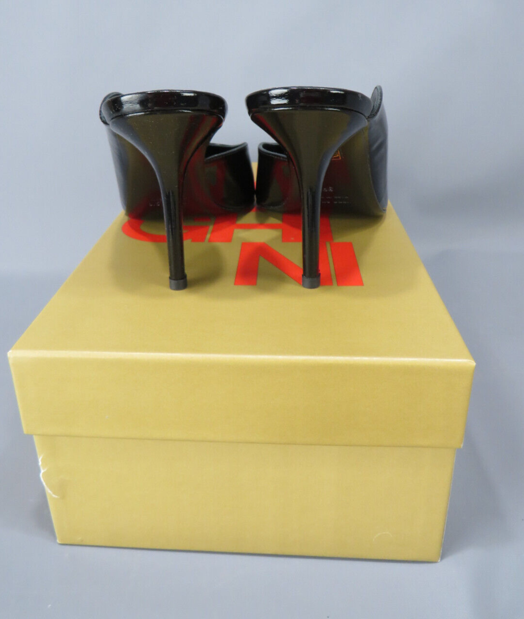 【GIA BORGHINI】ABELLAミュール Gia Borghini Abella patent leather mules Gia Borghini
