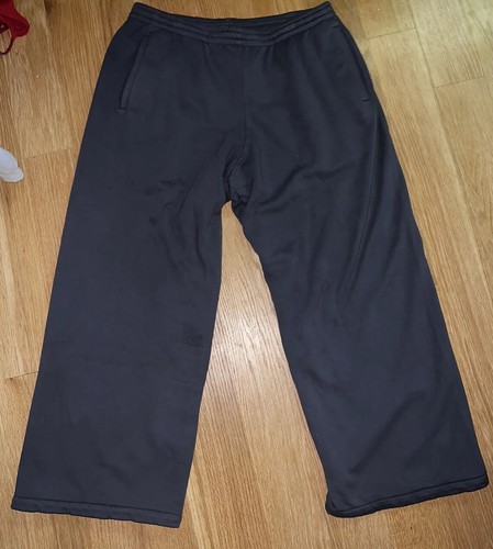 Yeezy GAP NYLON PANTS BLACK 34 ナイロン パンツ Yeezy GAP NYLON PANTS BLACK 34 ナイロン パンツ