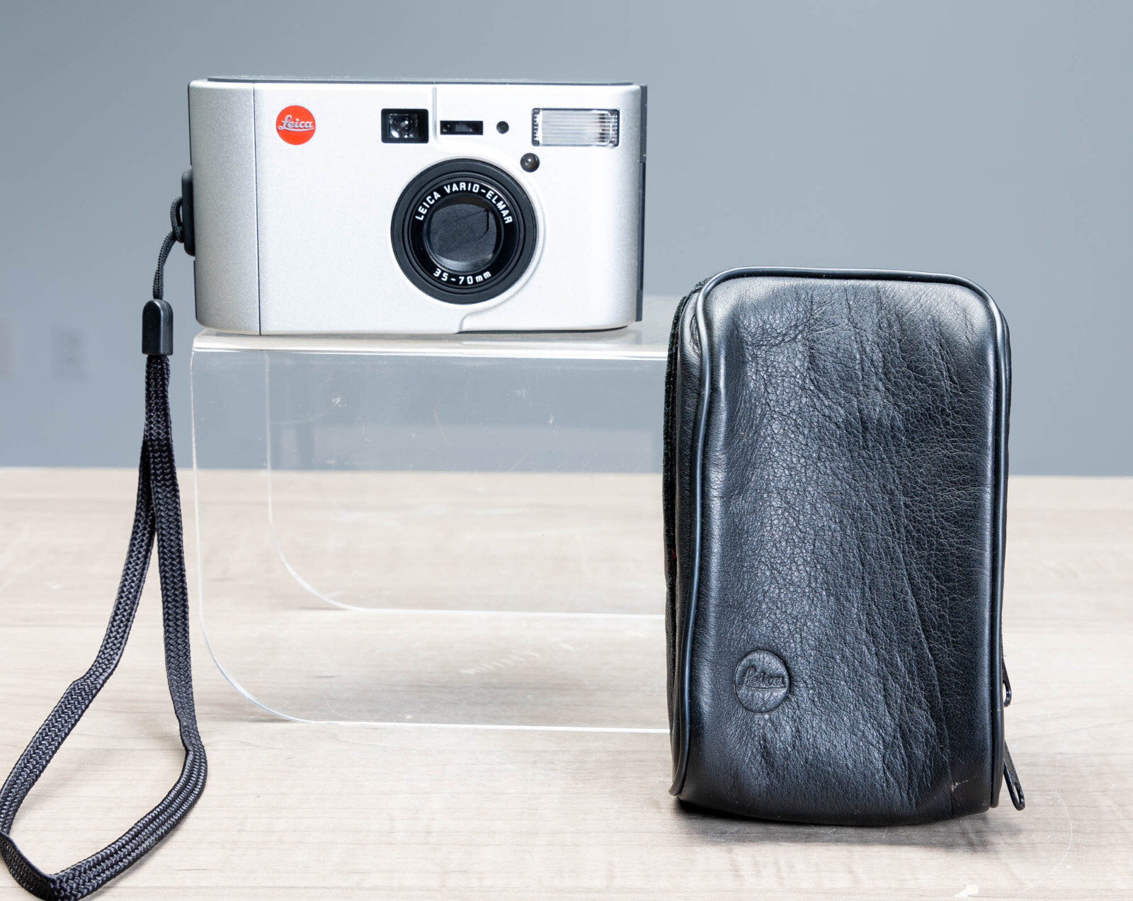 LEICA C2 VARIO 35-70mm（MINT+++] Leica C2 Vario Elmar Silver