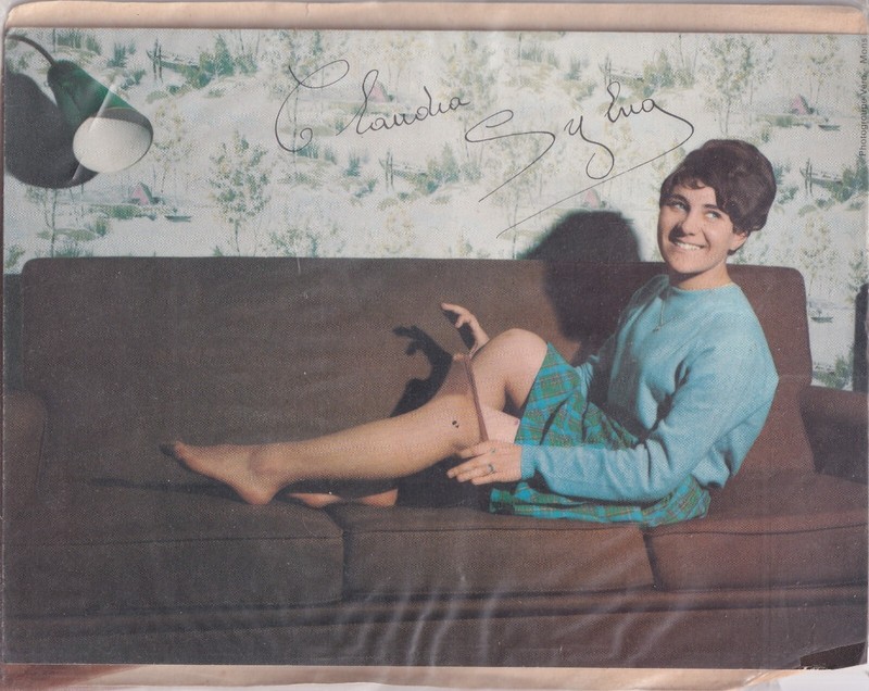 Bas Nylon Claudia Sylva (Photo 2) Beige. T 1 - 8Â½. Belgian Vintage Stockings.