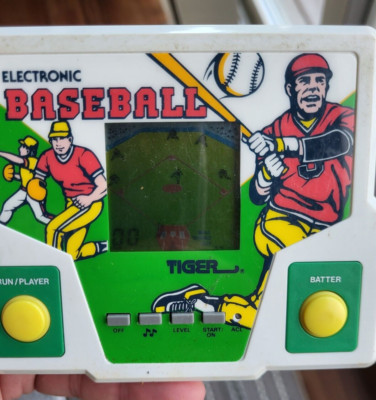 1987 Tiger Electronic Baseball Handheld Video Game Retro 80s