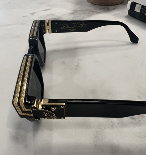 す*へ様 Louis Vuitton ブラック Louis Vuitton Sunglasses 1.1 Millionaire Z1165E Men