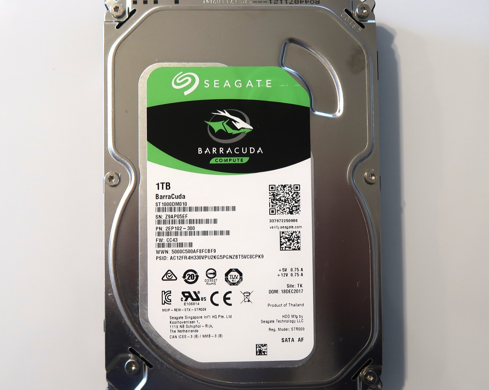 Seagate ST1000DM010 2EP102-300 CC43 (Z9A) TK Thailand 1.0TB Seagate ST1000DM010 2EP102-300 CC43 (Z9A) TK Thailand 1.0TB