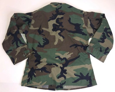 Military Issued Medium Short Camouflage Woodland Camo Army Combat Zip Jacket