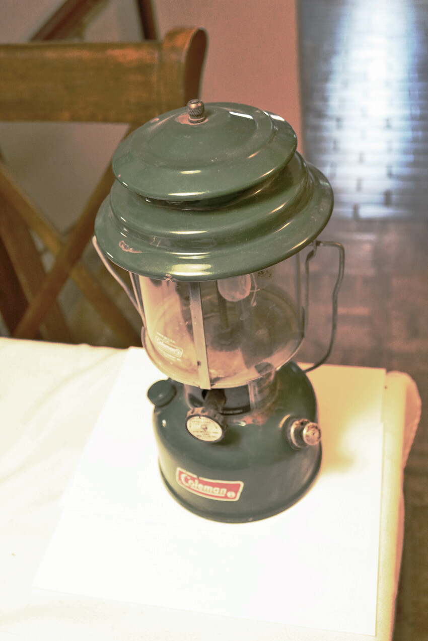 1981 Coleman Camping Lantern Model 220K Made in USA | eBay