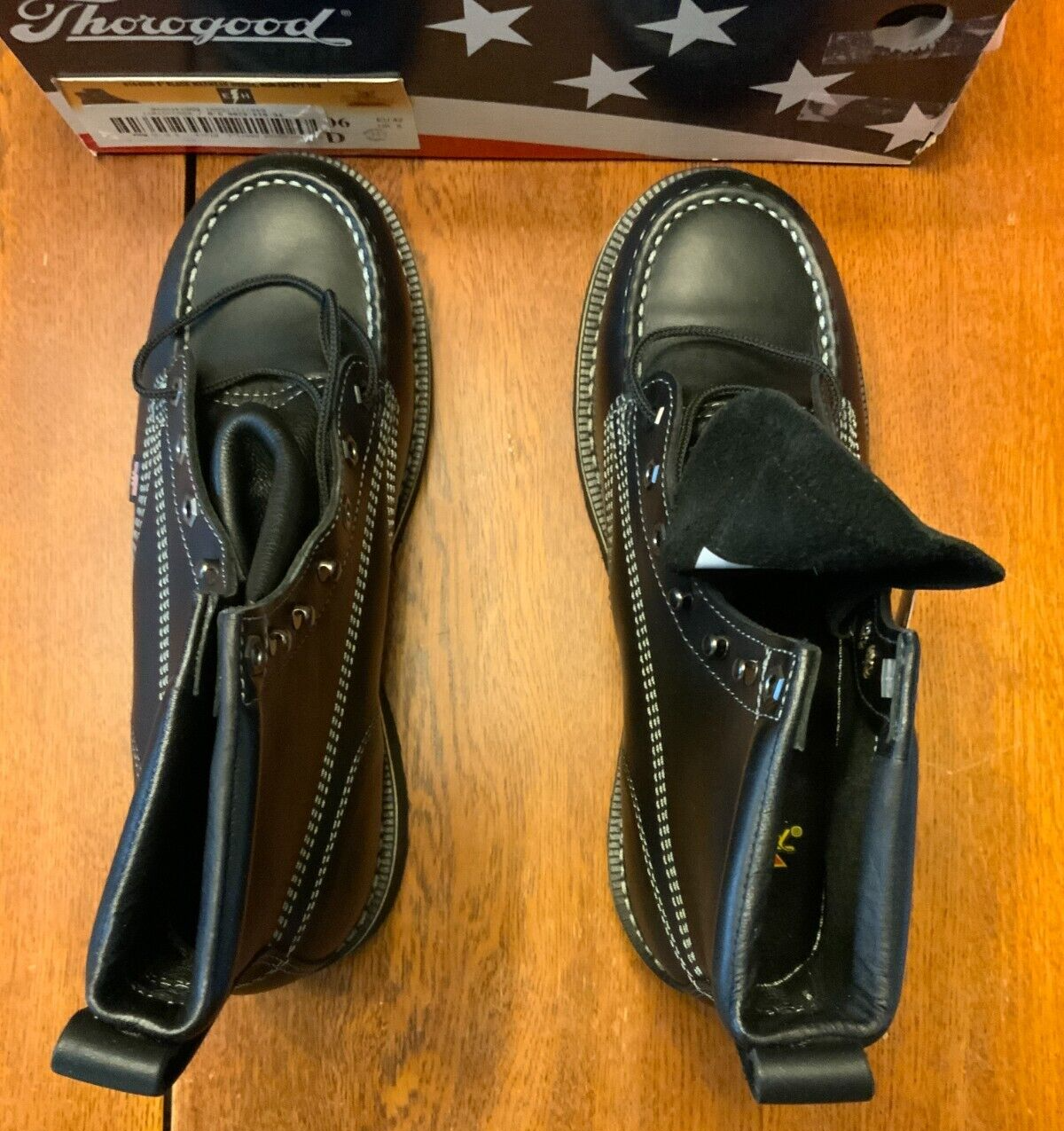 Pre-owned Thorogood Men's Midnight Series 6″ Black Toe Boo, Style 814-6206, Size 9 D