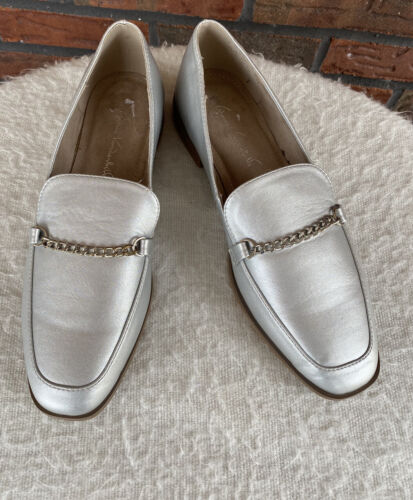 Flat Silver Shoes Size 8 Gloria Vanderbilt Gunmetal Loafers Ch...