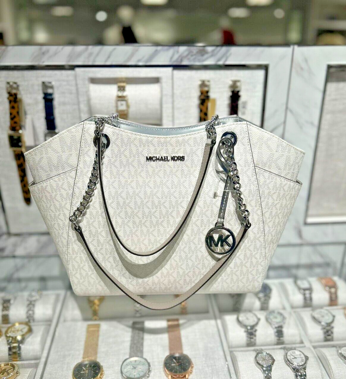 値下げ‼️【新品未使用】MICHAEL KORS バックパック ホワイト/グレー $_57.JPG