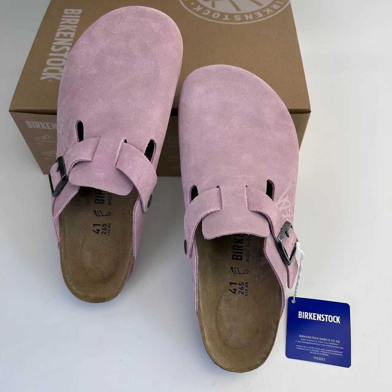 ピンク スエード ビルケンシュトック　stussy ステューシー&ビルケンシュトックによる新作コラボフットウェア