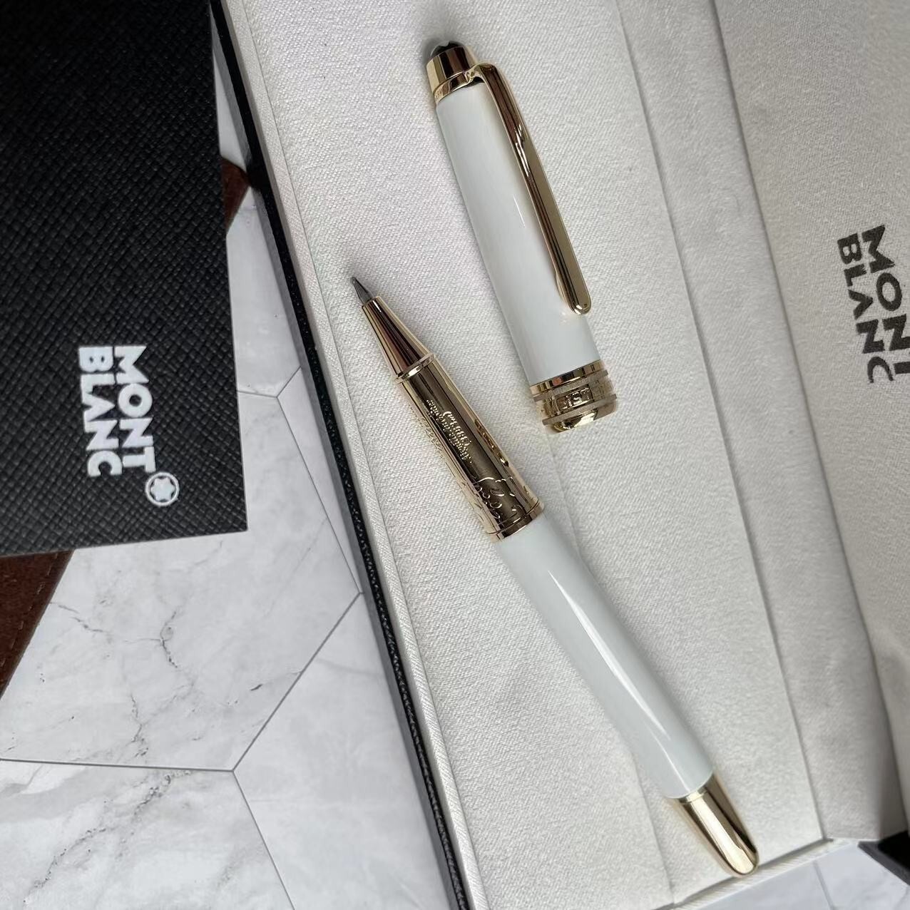 wtnbe【未使用級】MONTBLANC マネークリップ ホワイトスター wtnbe【未使用級】MONTBLANC マネークリップ ホワイトスター