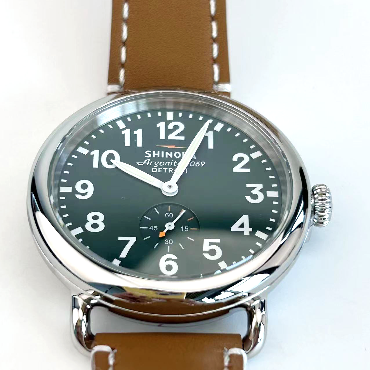Pre-owned Shinola The Runwell 41mm Green Dial Maple Tan Leather Mens Quartz Watch Classic
