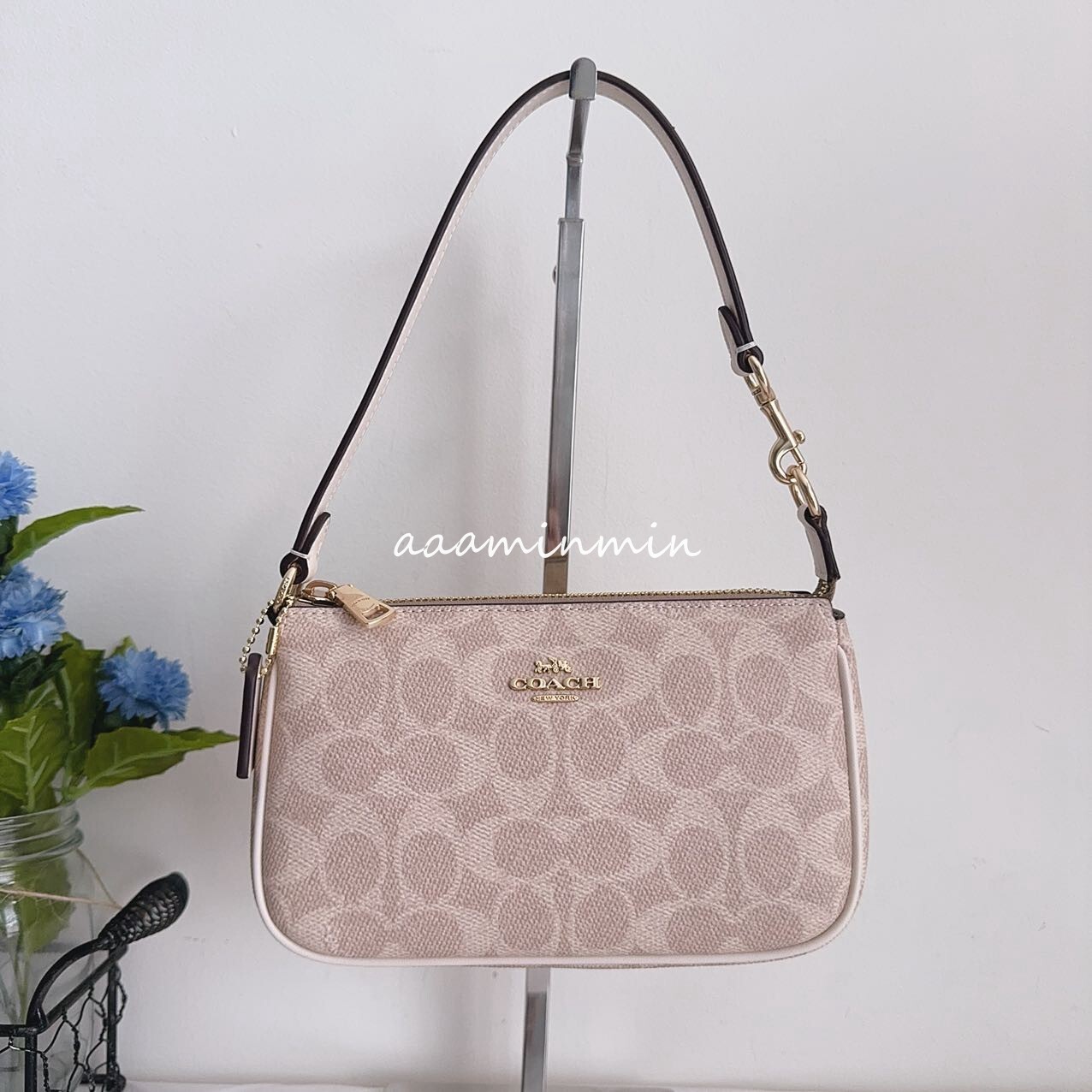 COACH ショルダーバッグ CW426 QBMI5 Charcoal/Black Coach Women's Hand bag black CW426 NOLITA 19 Newarticle new