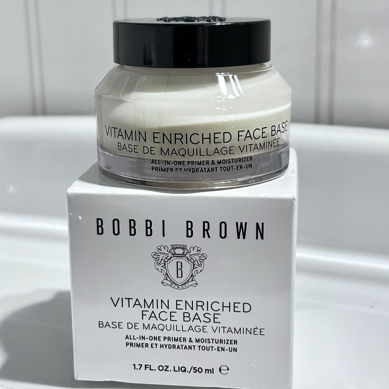 未使用BOBBI BROWN  ビタミン フェイスベース 50ml限定パッケージ ビタミンエンリッチドフェイスベース（BOBBI BROWN）通販