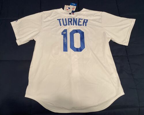 JUSTIN TURNER Signed Autographed Los Angeles Dodgers Jersey Beckett Authentic