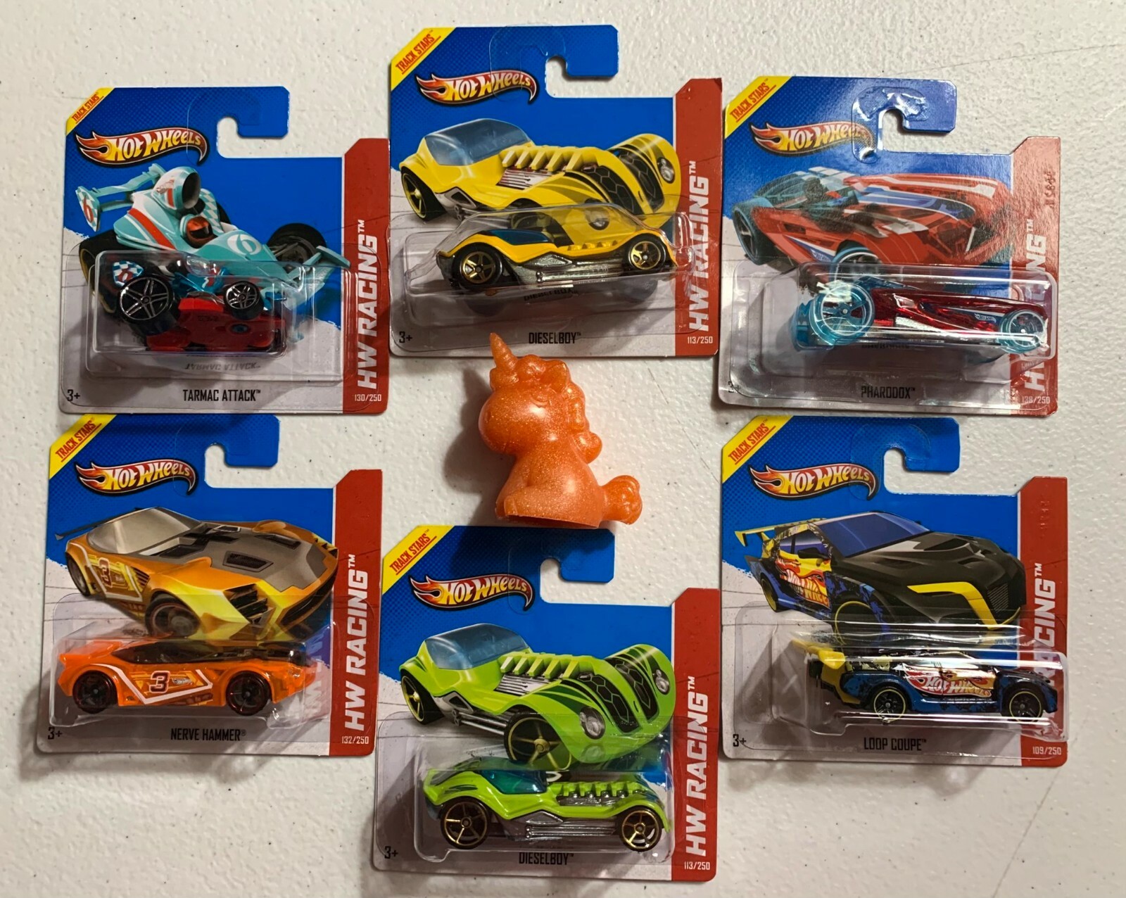 Hot Wheels 2013 HW Racing #130, #113, #138, #132, #113 Hot Wheels 2013 HW Racing #130, #113, #138, #132, #113