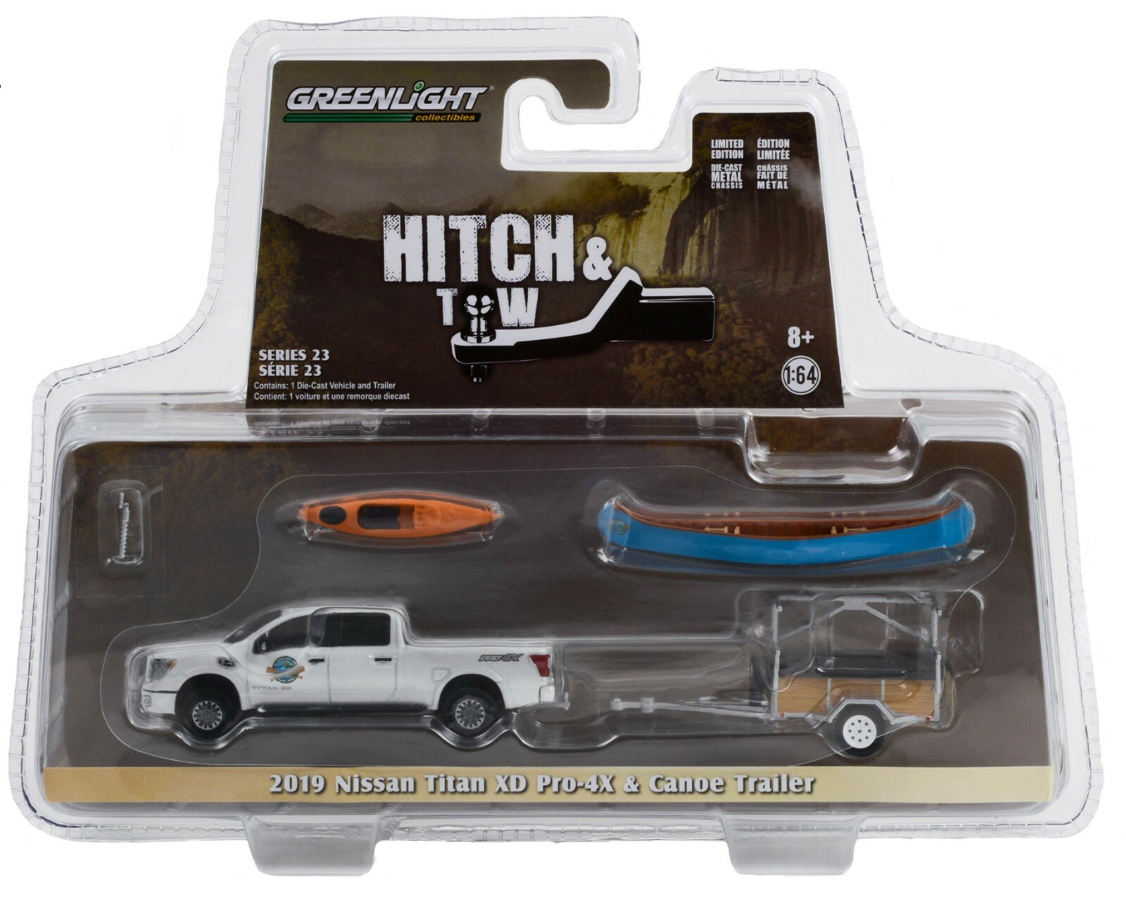 1:64 GreenLight *HITCH & TOW 23* White 2019 Nissan Titan w