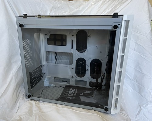 ＰＣケース 新品未使用 Corsair crystal 280x white Crystal Series 280X RGB Tempered Glass Micro ATX Case — White