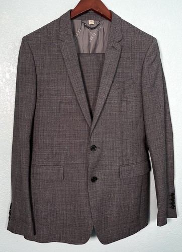 MODERN Burberry London Made in Italy Gray Wool 2pc Slim Fit Suit US 38R - MINT!