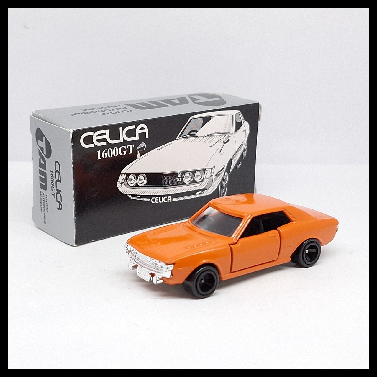 トサコレクション1/43 TOYOTA CELICA 1600GTV Toyota Celica 1600GTV (TA22) Green with Engine (Diecast Car