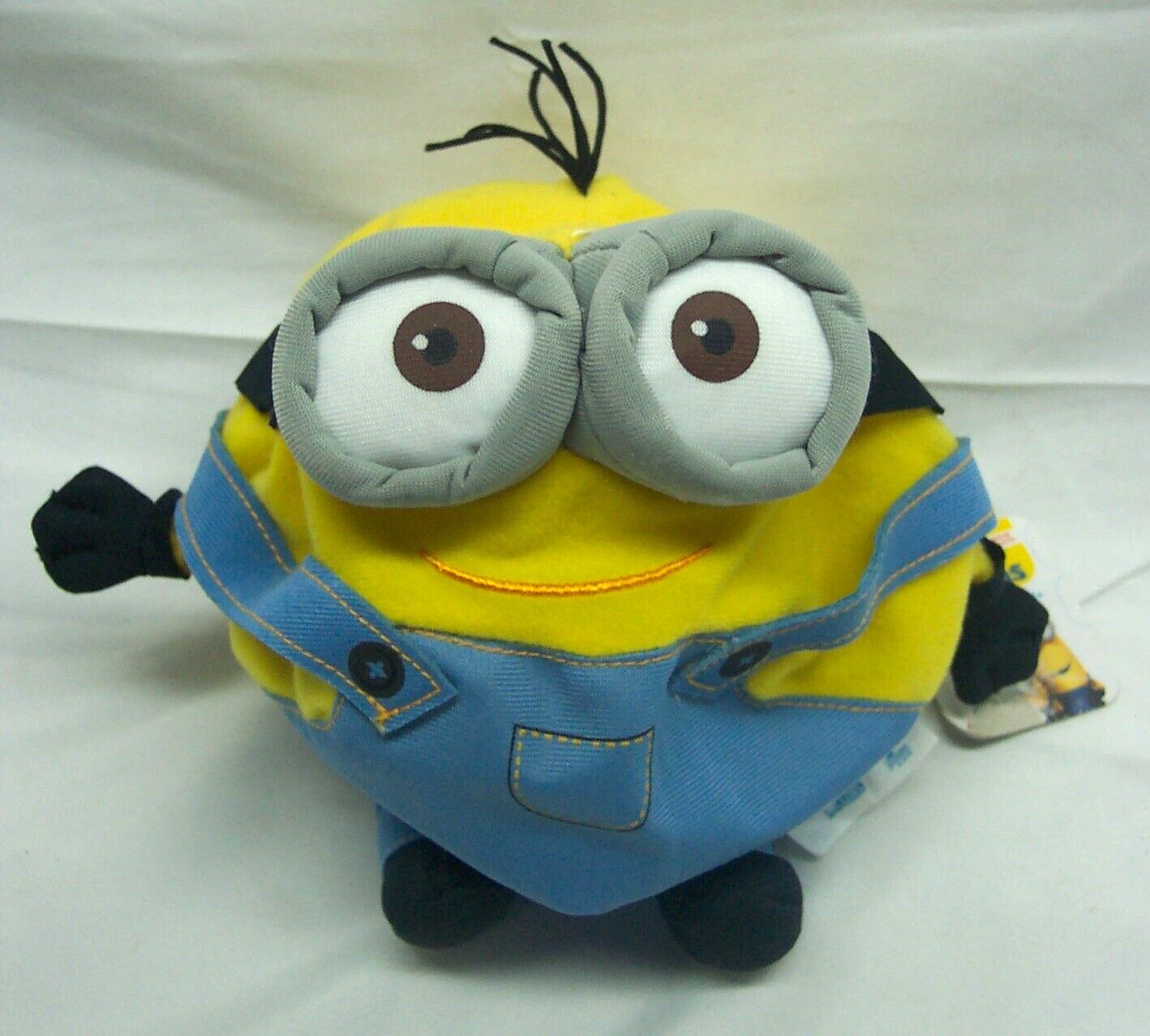 ち*う様 minion Despicable Me Minion FUZZBIES BOB MINION W/ BALL INSIDE 6
