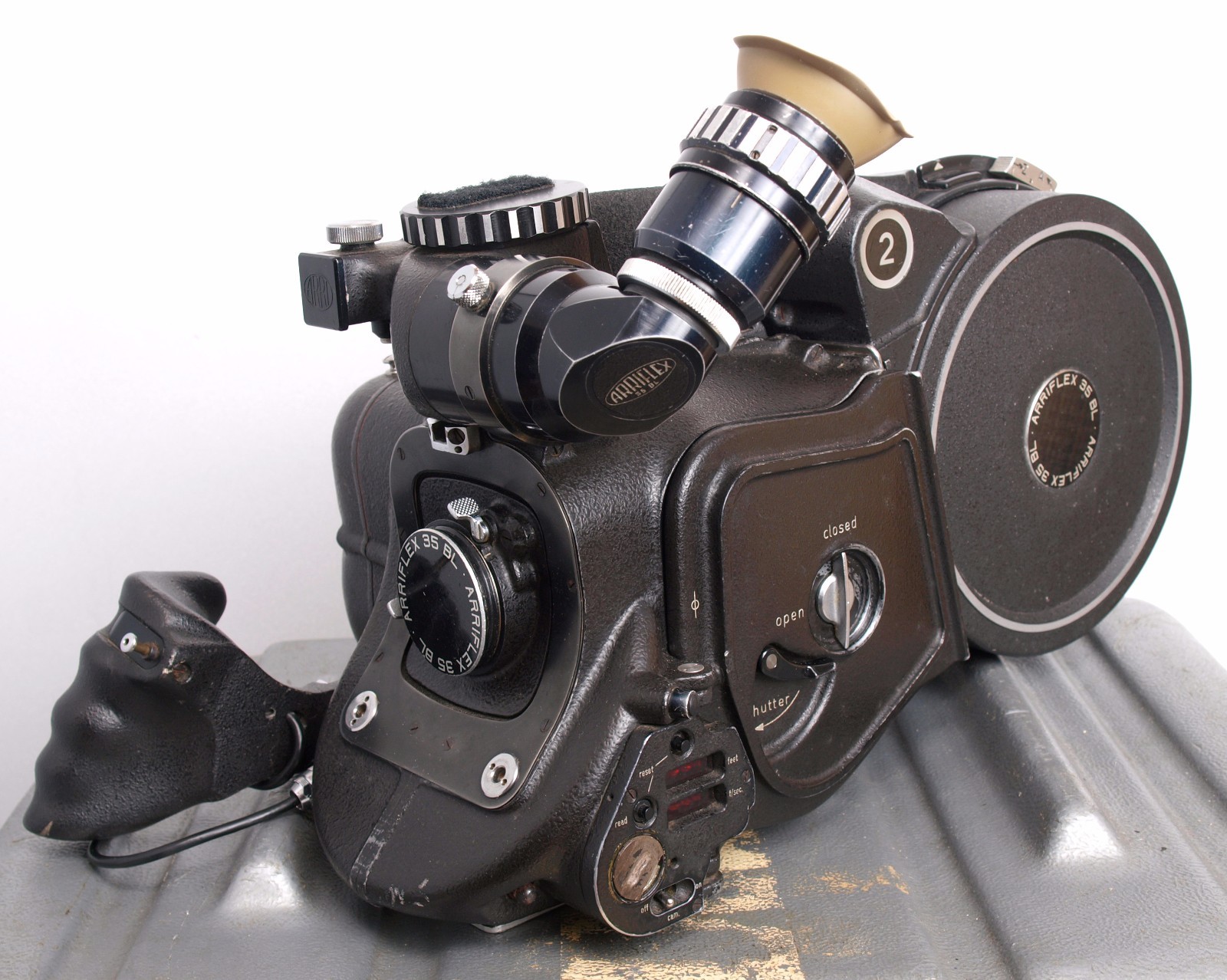 Arriflex 35mm ムービーカメラ CÁMARA de cine 35mm ARRIFLEX 35 BL ARRI movie camera | eBay