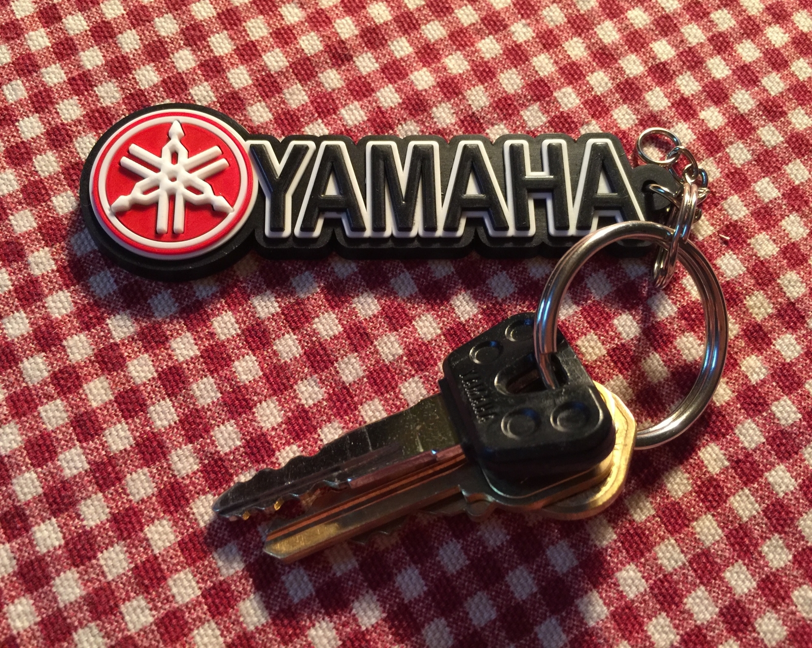 Set 7 YAMAHA Keychain Key ring Rubber Motorcycle Bike Racing