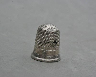 Thimble Antique Sterling Silver Engraved 