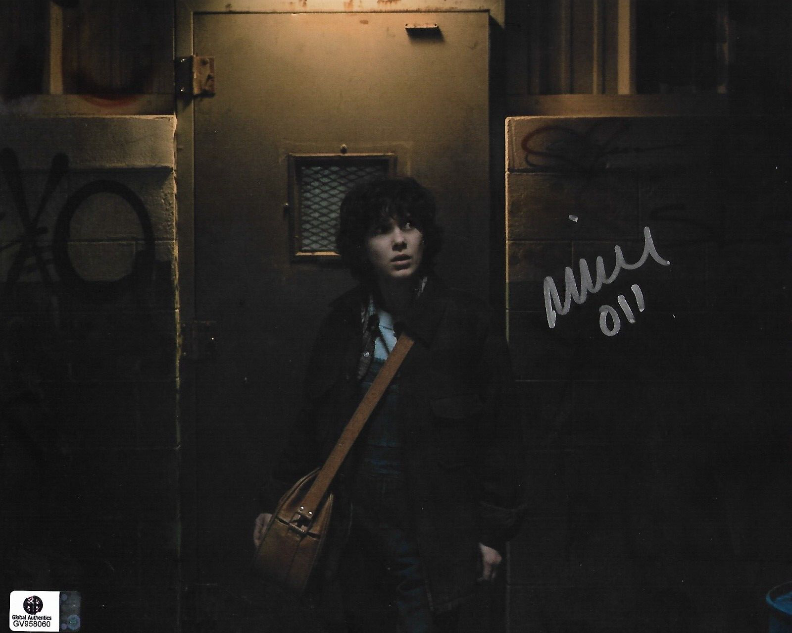 2021 MILLIE BOBBY BROWN直筆サイン ストレンジャーシングス 2021 MILLIE BOBBY BROWN直筆サイン ストレンジャーシングス