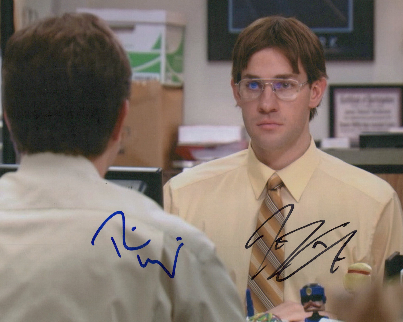 рейнн уилсон офис. люди в офисе картинки. майкл скотт dead inside. парень в офисе. майкл скотт дандер миффлин.