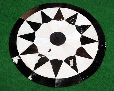 Cowhide Round Patchwork Carpet Handmade Cowhide Carpet  Home Décor Cow Skin 4452