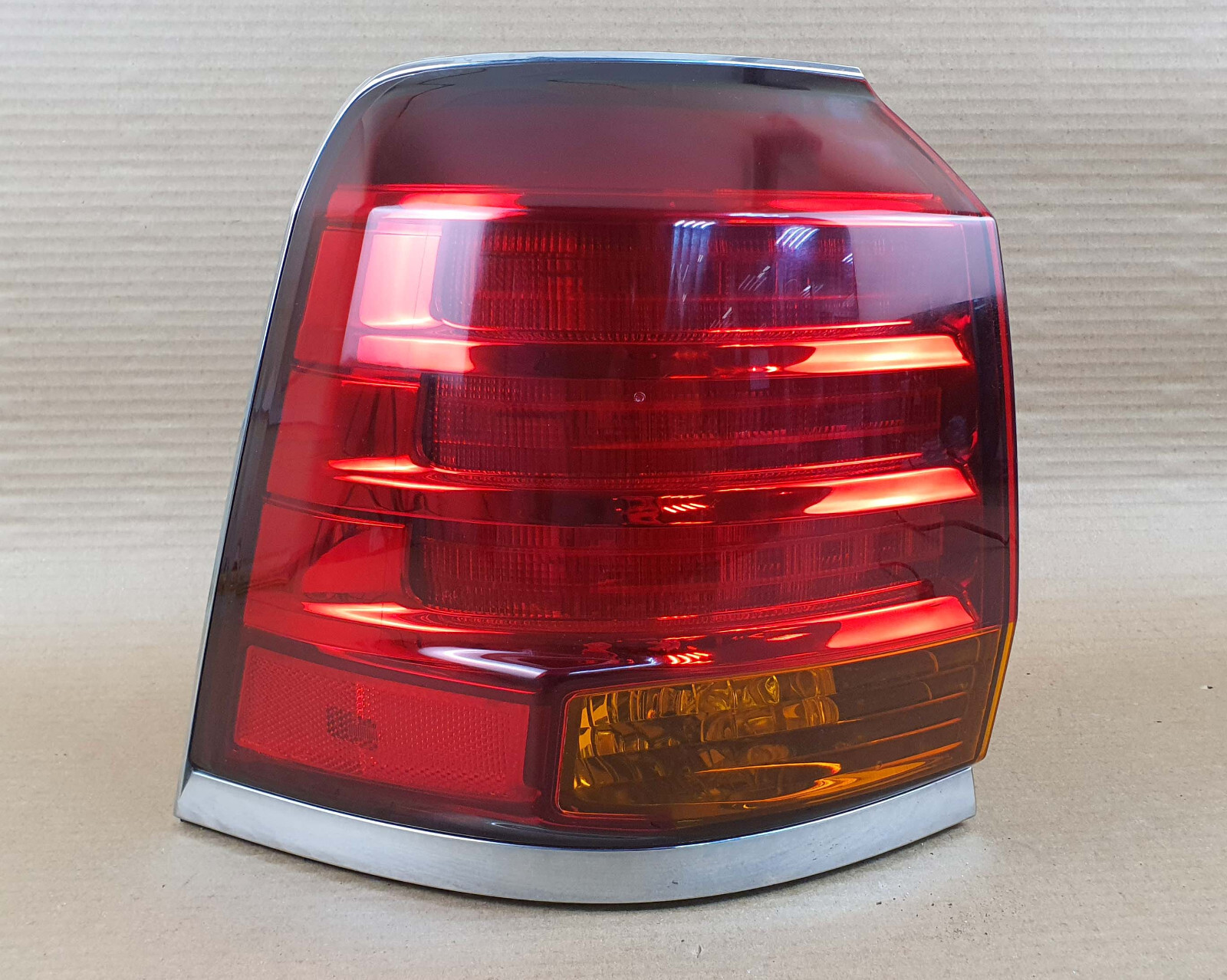 987 LEDテールライト　左右　ジャンク imgrc0079018078.jpg