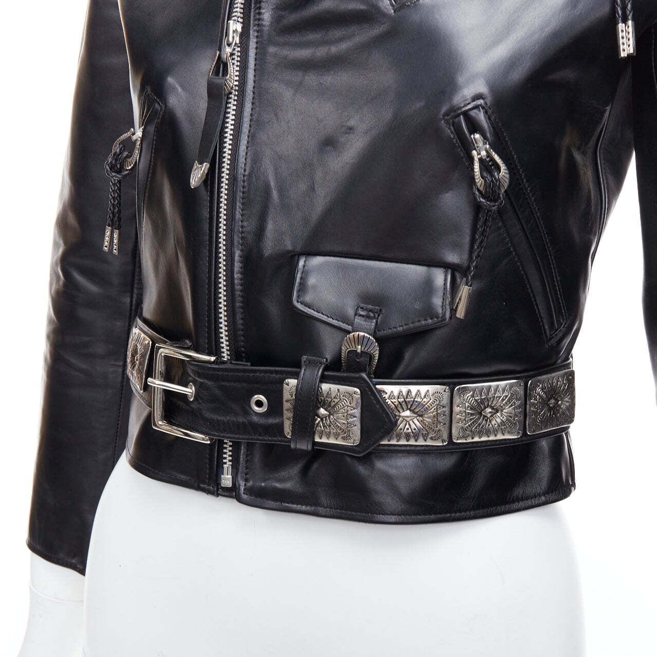 TOGA - toga pulla leather shirts gon TOGA PULLA black cowhide leather silver logo charm zip crop