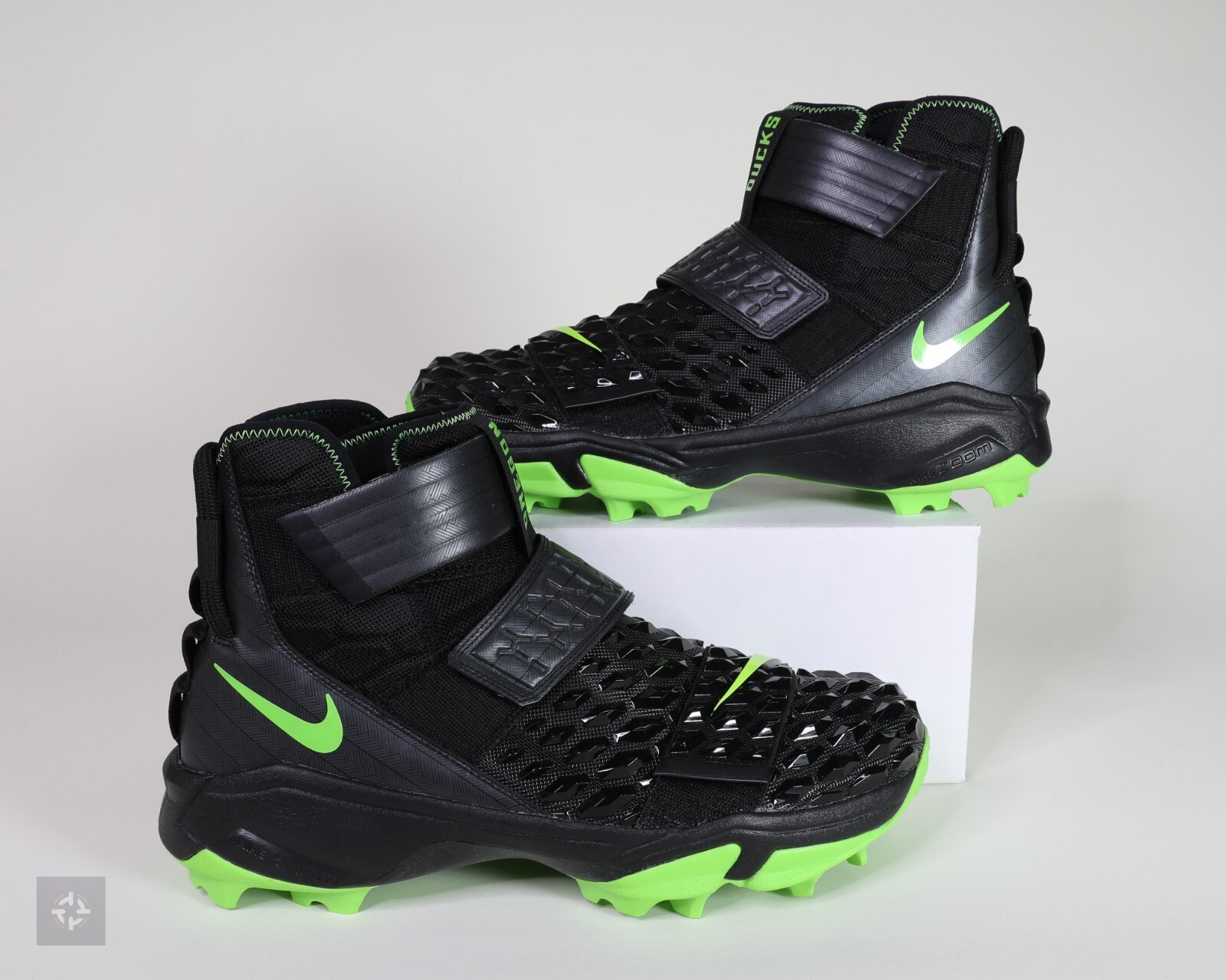 Nike Force Savage Elite 2 Shark Oregon PE Football Cleats