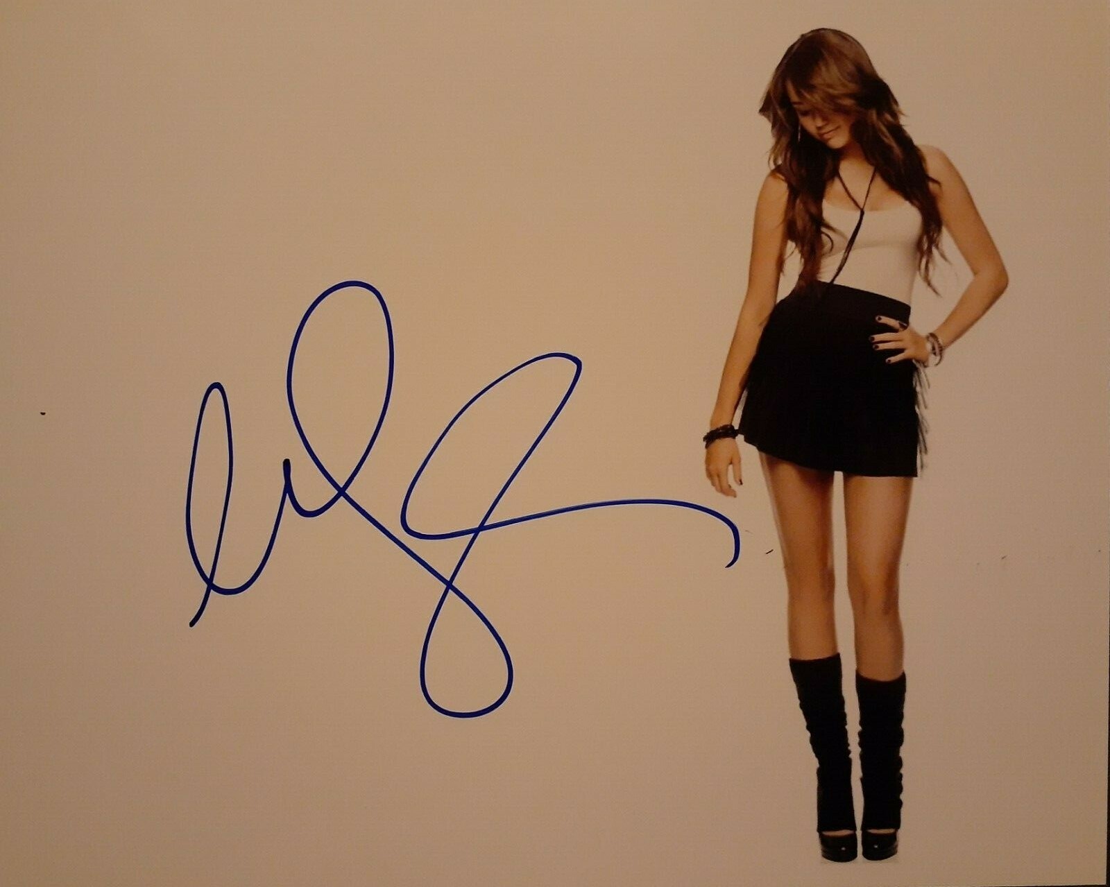 Miley Cyrus 直筆サインフォト Miley Cyrus signed 8x10 | eBay